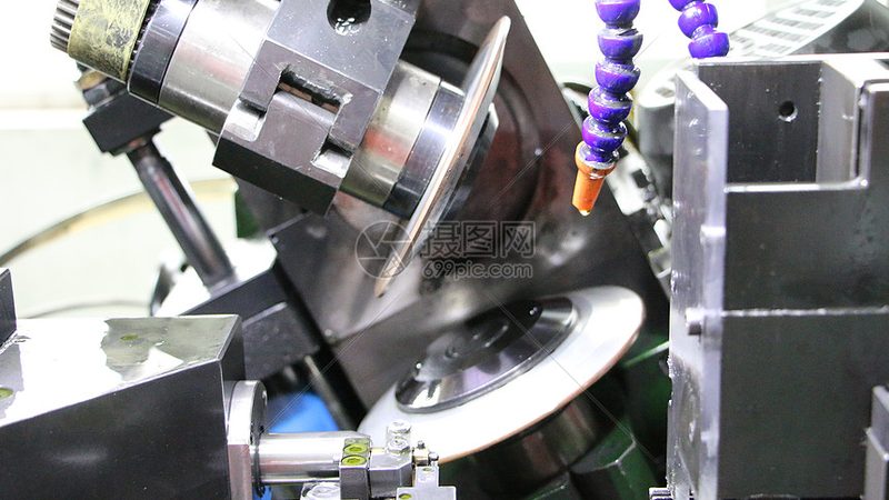 钻攻中心三轴行程：如何理解其规格参数的重要性
